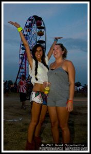 Bonnaroo Crowd Photos - Bonnaroo Girls, Crowds & More - 2010 Bonnaroo Music Festival Photos - © 2011 David Oppenheimer