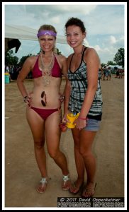 Bonnaroo Crowd Photos - Bonnaroo Girls, Crowds & More - 2010 Bonnaroo Music Festival Photos - © 2011 David Oppenheimer