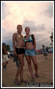 Bonnaroo Crowd Photos - Bonnaroo Girls, Crowds & More - 2010 Bonnaroo Music Festival Photos - © 2011 David Oppenheimer