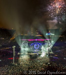 The Grateful Dead at Soldier Field Fare Thee Well