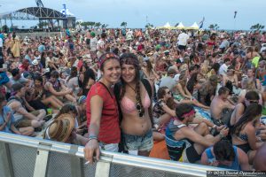 Hangout Music Festival Crowd Photos