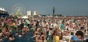 Hangout Music Festival Crowd Photos