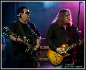 Cesar Rosas and Warren Haynes with Los Lobos